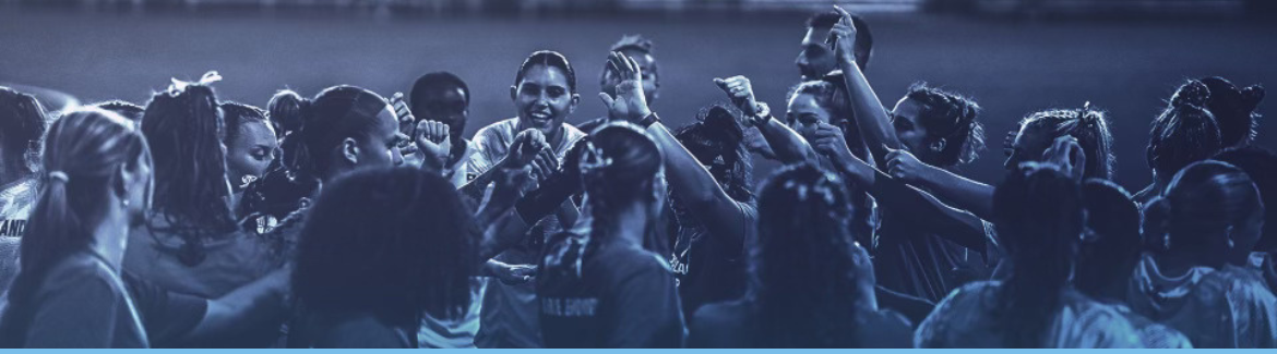 huddle cheer
